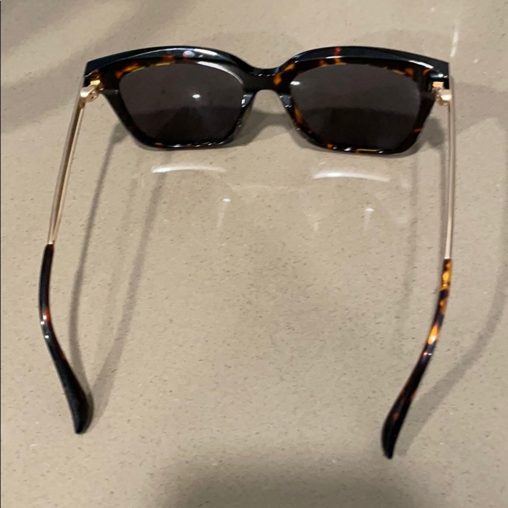 Sunglasses - image 4